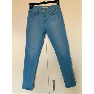 Levi’s 710 Super Skinny Jeans